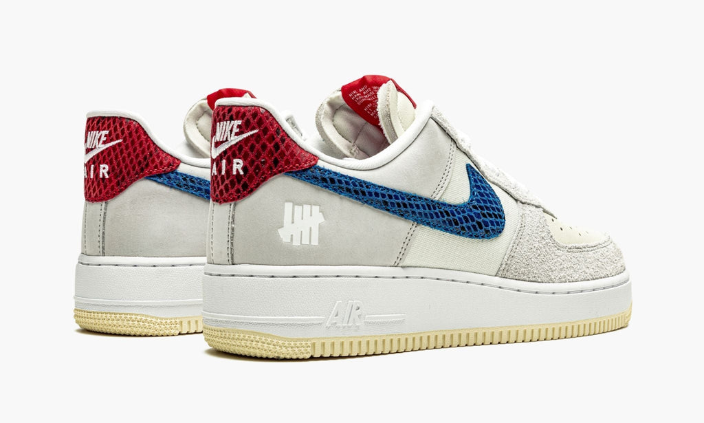 Air Force 1 Low SP Undefeated 5 On It Dunk vs. AF1